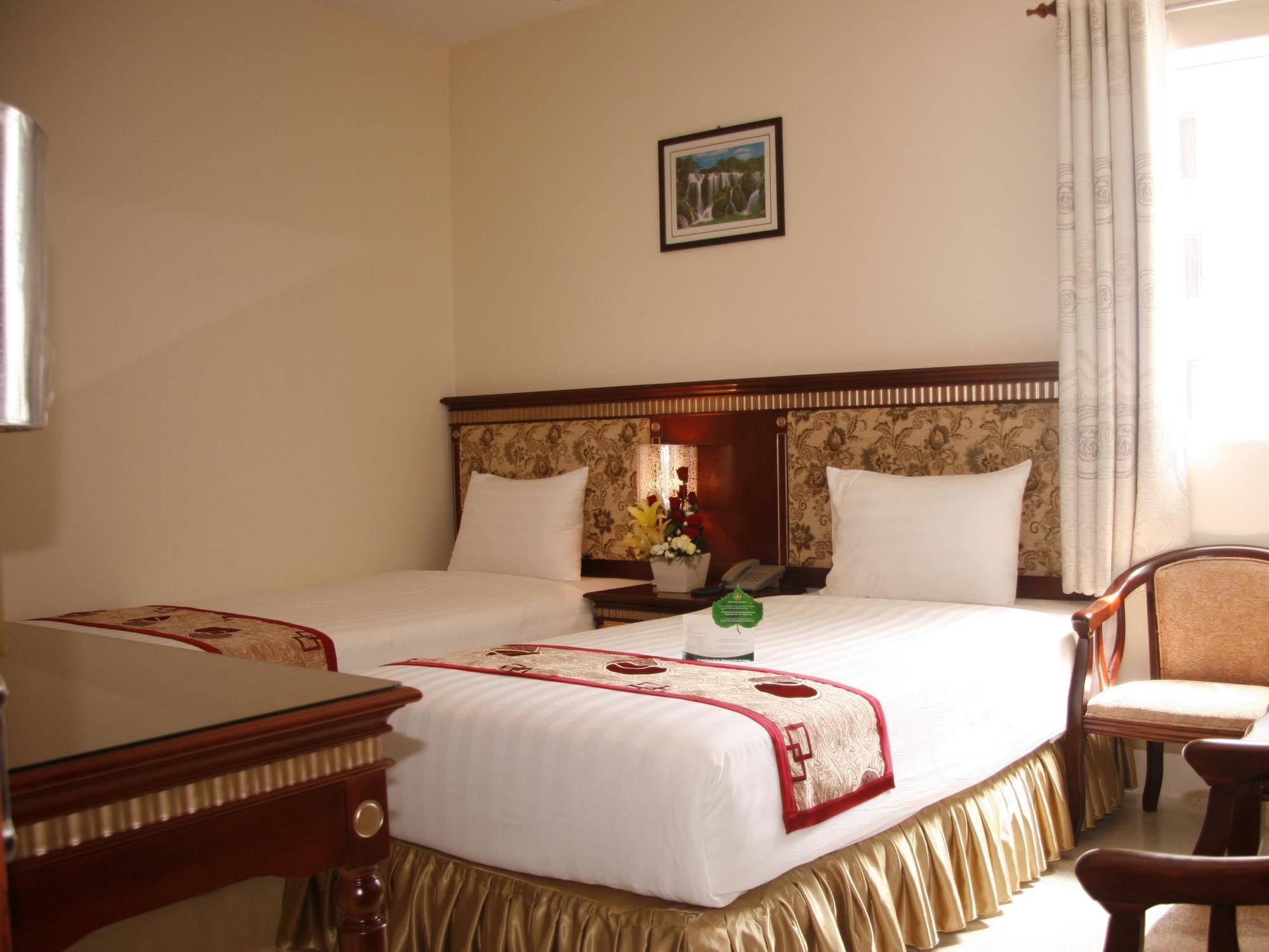 Anh Minh Hotel Thành Pho Ho Chí Minh Esterno foto