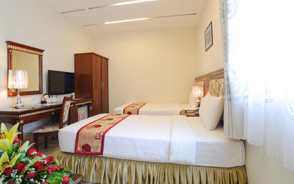 Anh Minh Hotel Thành Pho Ho Chí Minh Esterno foto